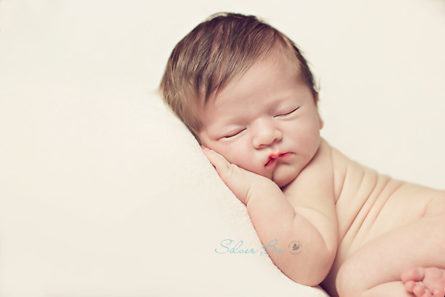 sleeping baby, blanket, posing