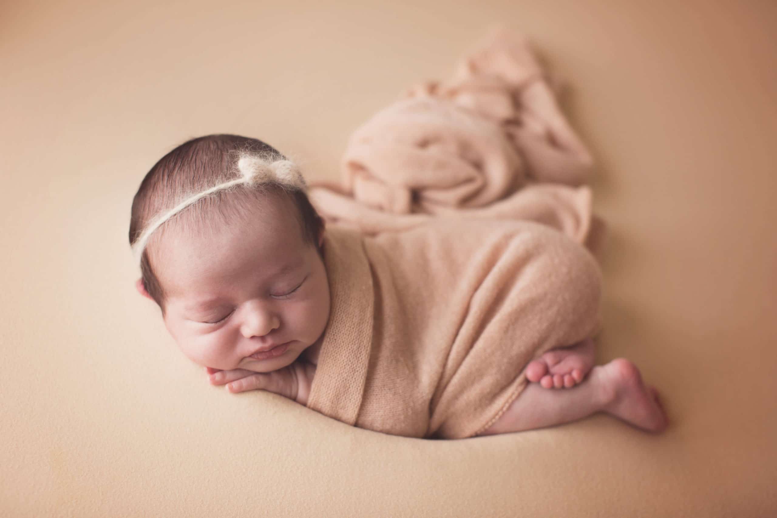 newborn baby photographer near me