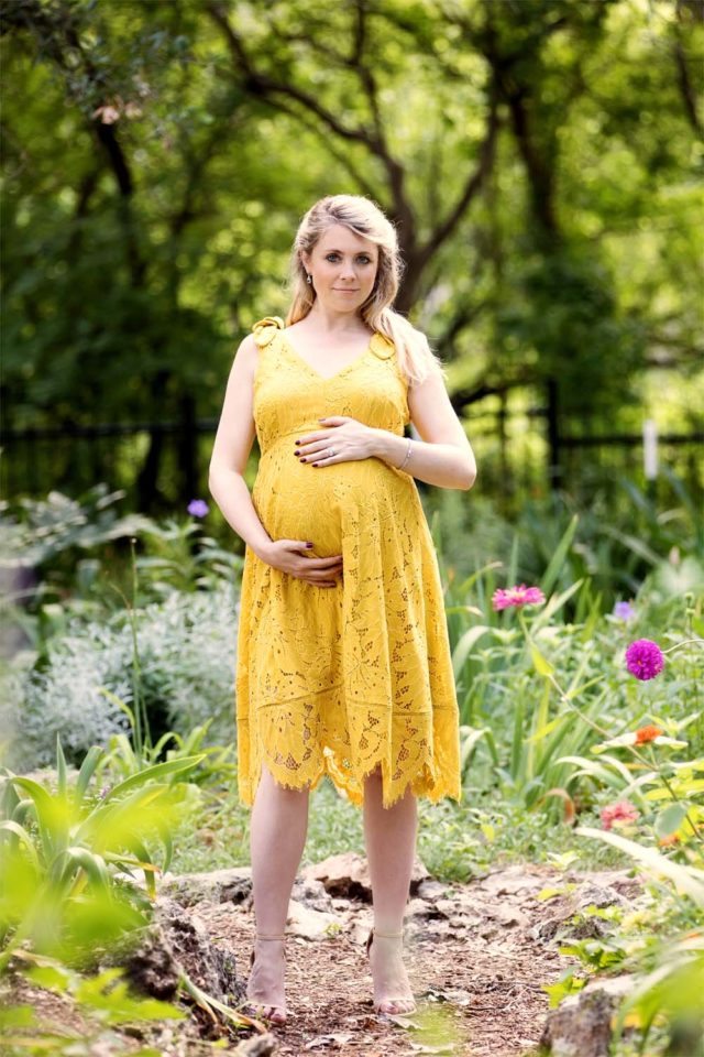 maternity photographer austin tx