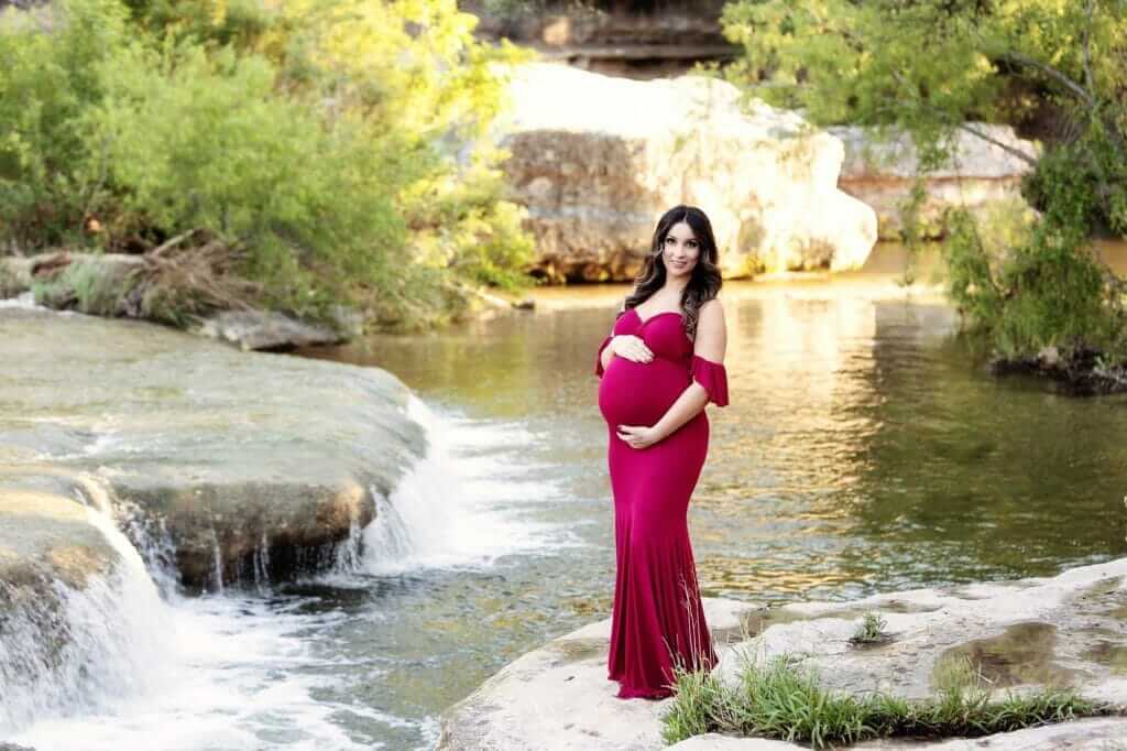 pregnancy photography Austin, maternity photoshoot near me, professional maternity photos