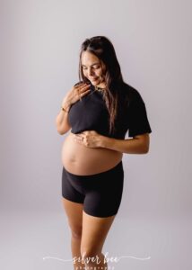 maternity photo session, best maternity photographer Austin, maternity portraits near me Austin